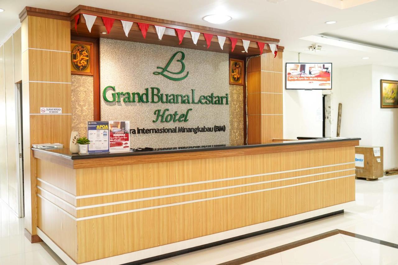 Grand Buana Lestari Hotel Паданг Экстерьер фото